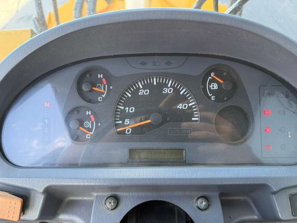 2007 Komatsu WA320-5L Wheel Loader