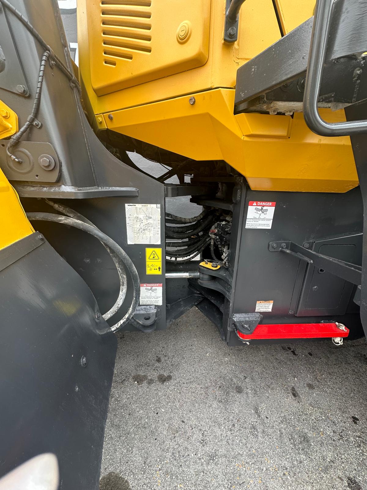 2014 Komatsu WA380-7 Wheel Loader