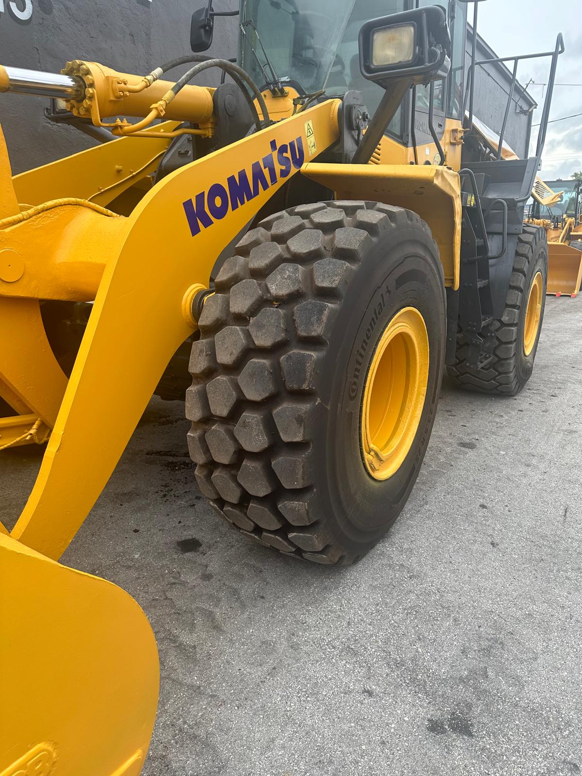 2014 Komatsu WA380-7 Wheel Loader