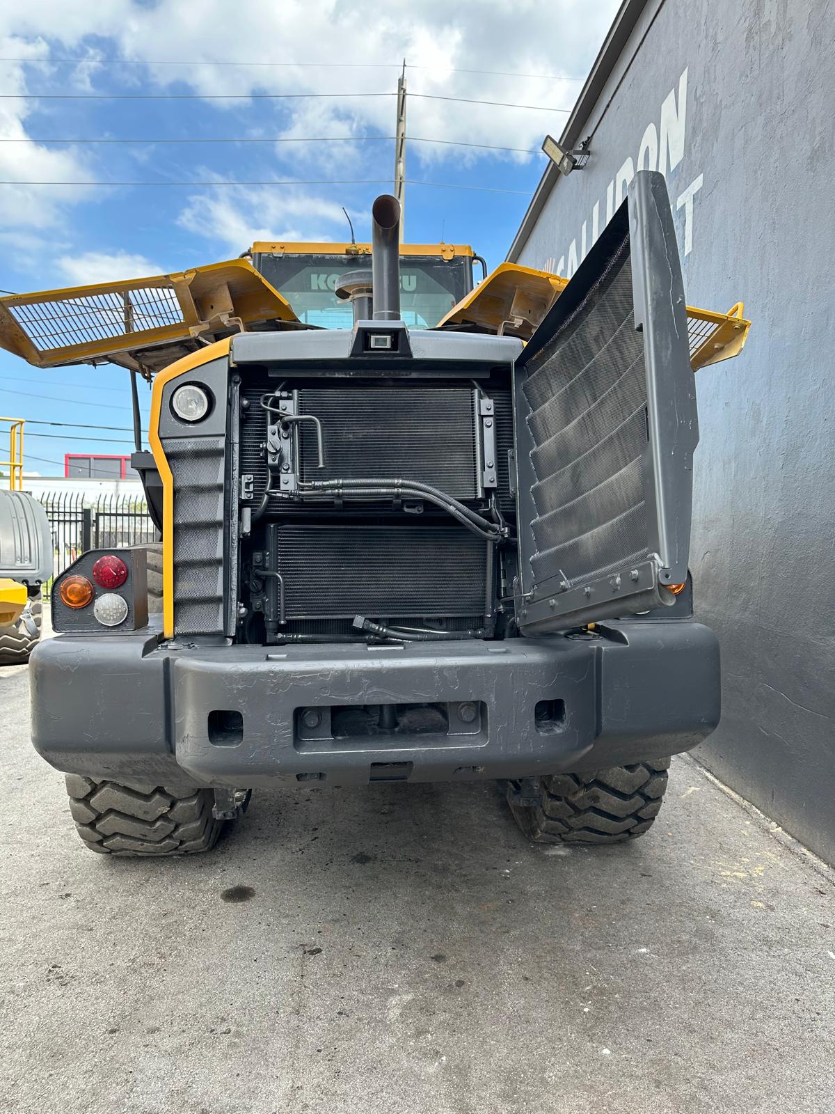 2014 Komatsu WA380-7 Wheel Loader