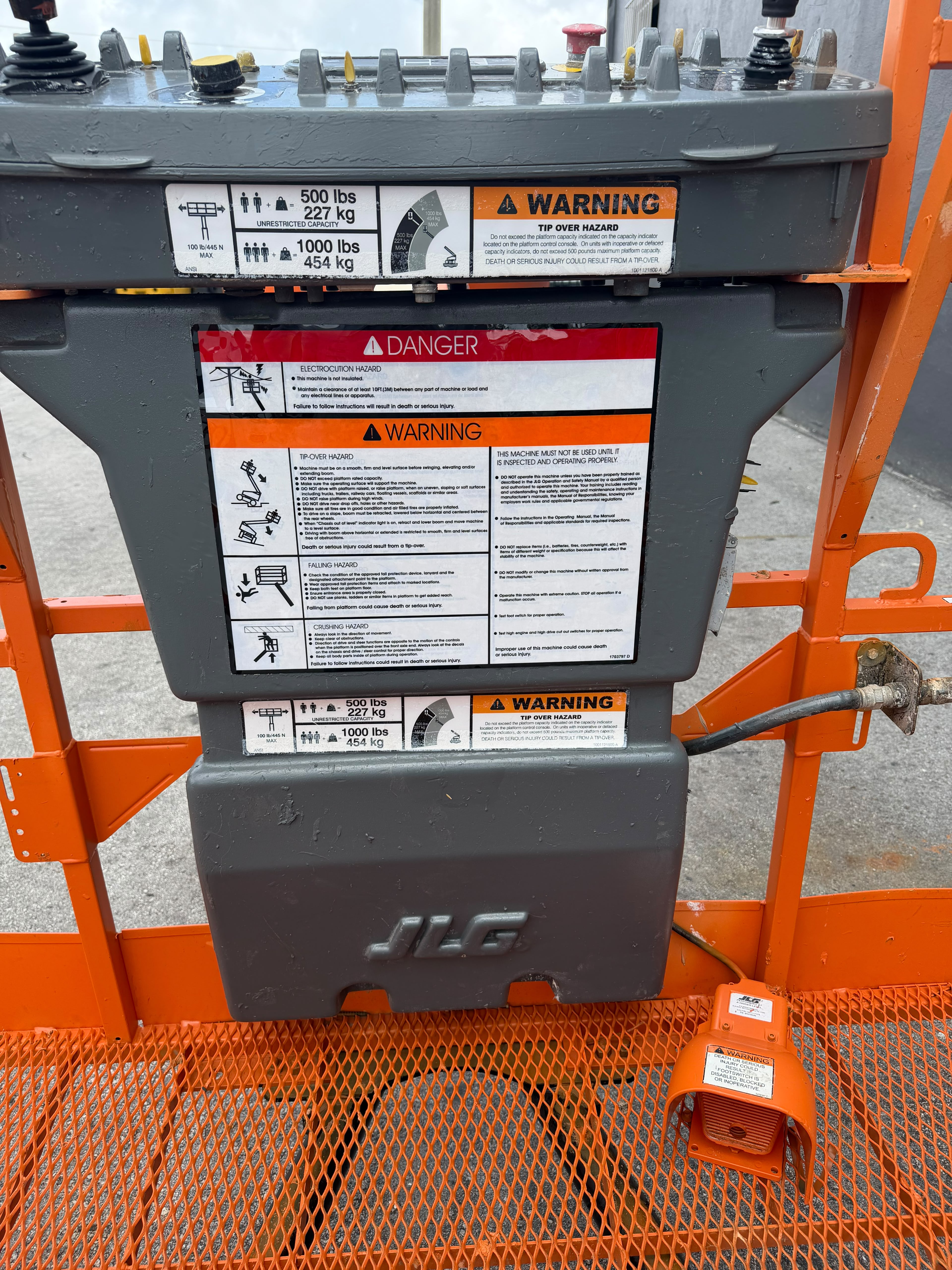 2014 JLG 400S 4WD Diesel Telescopic Boom Lift