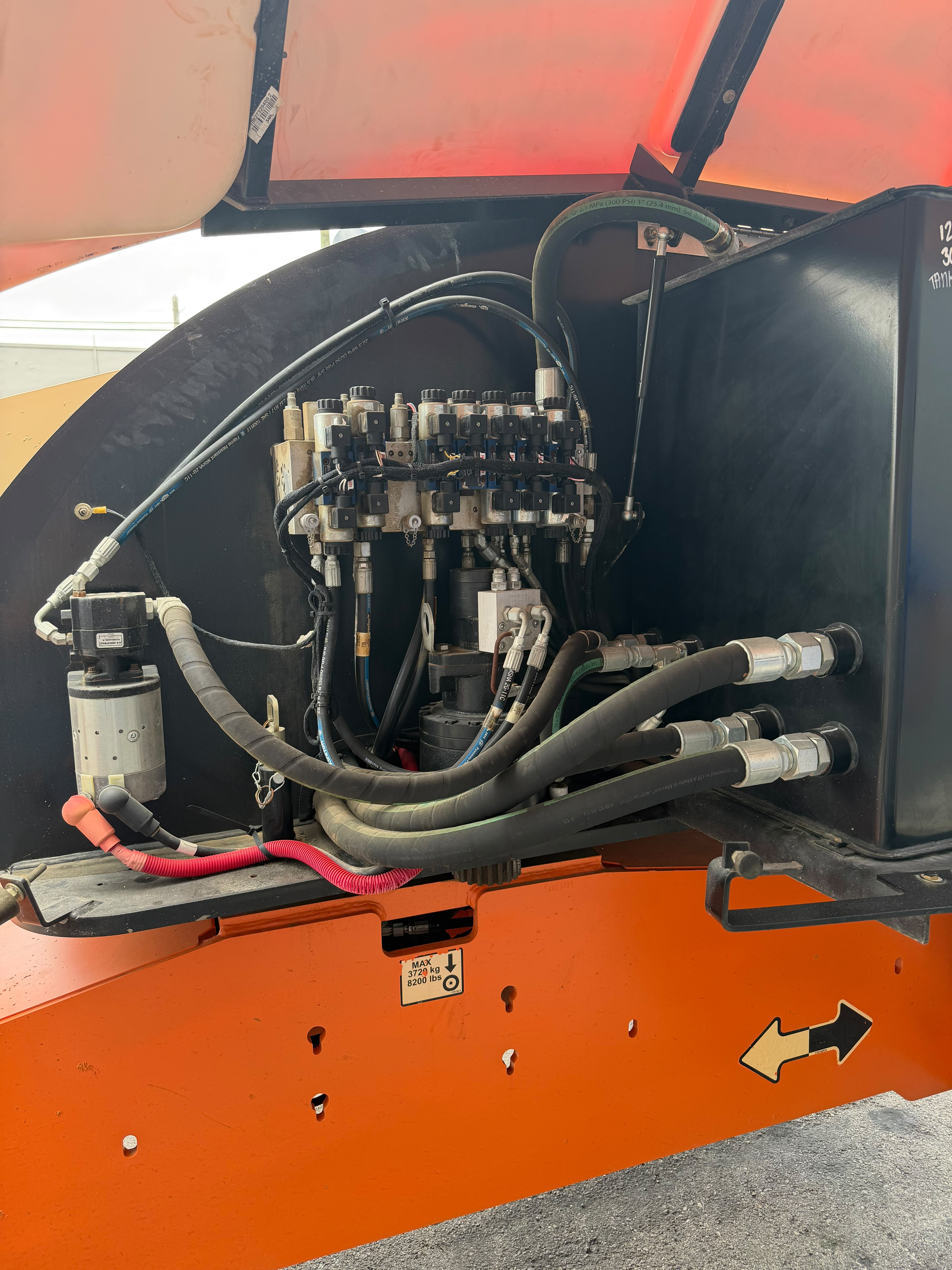 2014 JLG 400S 4WD Diesel Telescopic Boom Lift